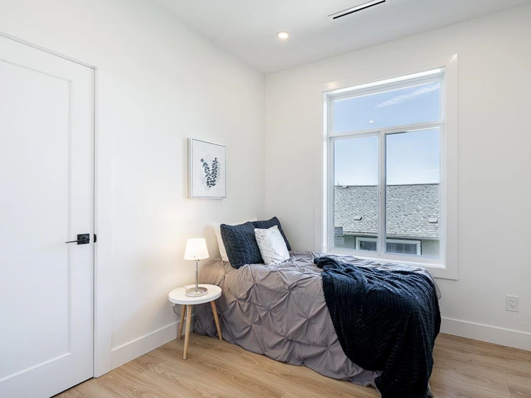 1-122 Eighth Avenue, New Westminster, BC, V3L 1X8 - 24