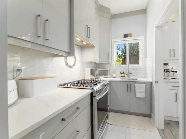 7954 Lakefield Drive, Burnaby, BC, V5E 3W8 - 9
