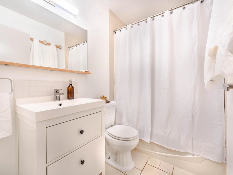 303-659 East 8th Avenue, Vancouver, BC, V5T 1T2 - 21