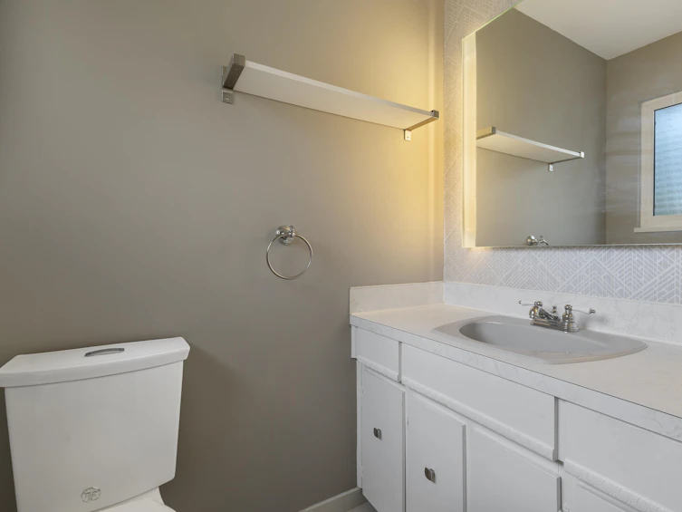 11695 76a Avenue, Delta, BC, V4C 7B1 - 16
