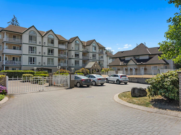 601-10082 132, Surrey, BC, V3T 5V3 - 33