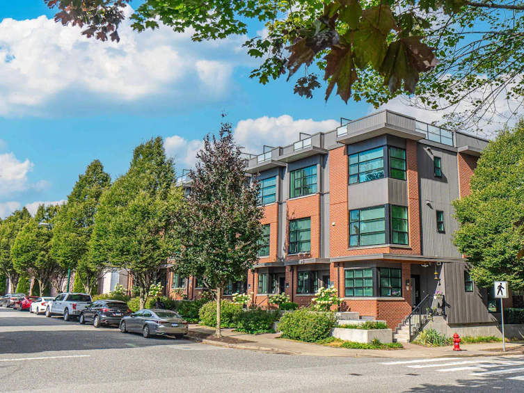 8888 Selkirk Street, Vancouver, BC, V6P 4J8 - 3
