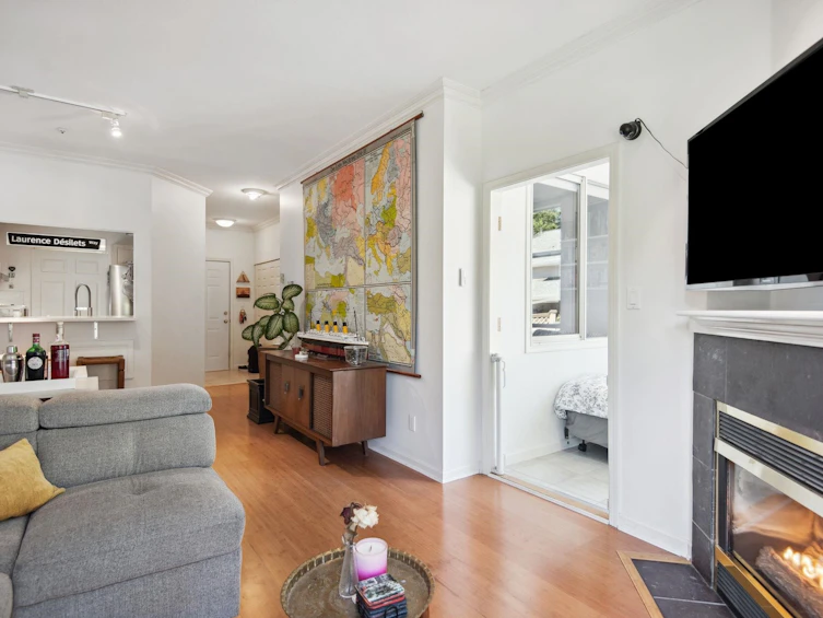 211-630 Roche Point Drive, North Vancouver, BC, V7H 3A1 - 3