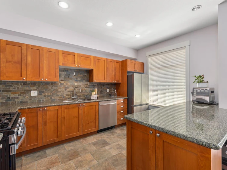 9-15237 36 Avenue, Surrey, BC, V3Z 0Y4 - 14