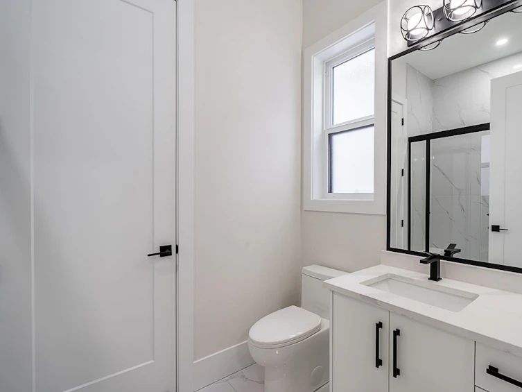 16611 Bell Rd Road, Surrey, BC, V3S 1H7 - 9