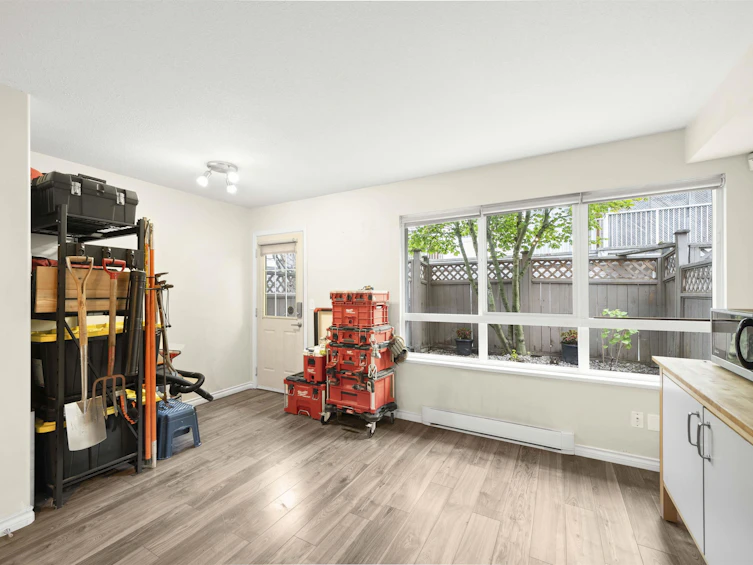 2-910 W 16th Street, North Vancouver, BC, V7P 1R3 - 7