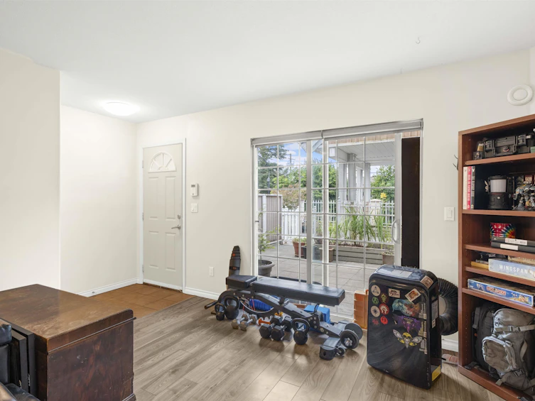 2-910 W 16th Street, North Vancouver, BC, V7P 1R3 - 11