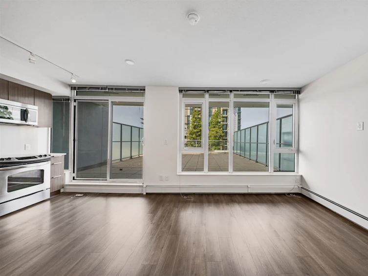 405-13308 Central, Surrey, BC, V3T 0M4 - 6