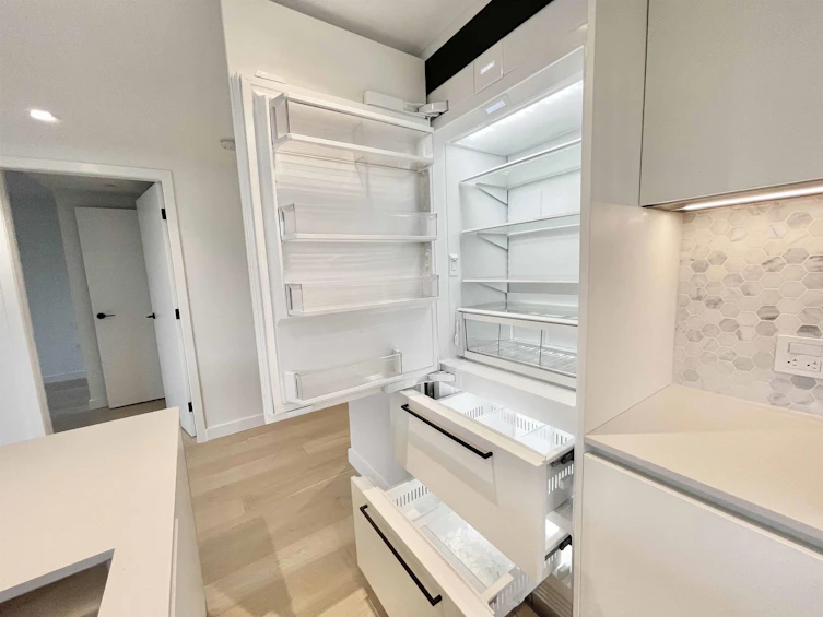 601-1180 Broughton Street, Vancouver, BC, V6G 2B1 - 8