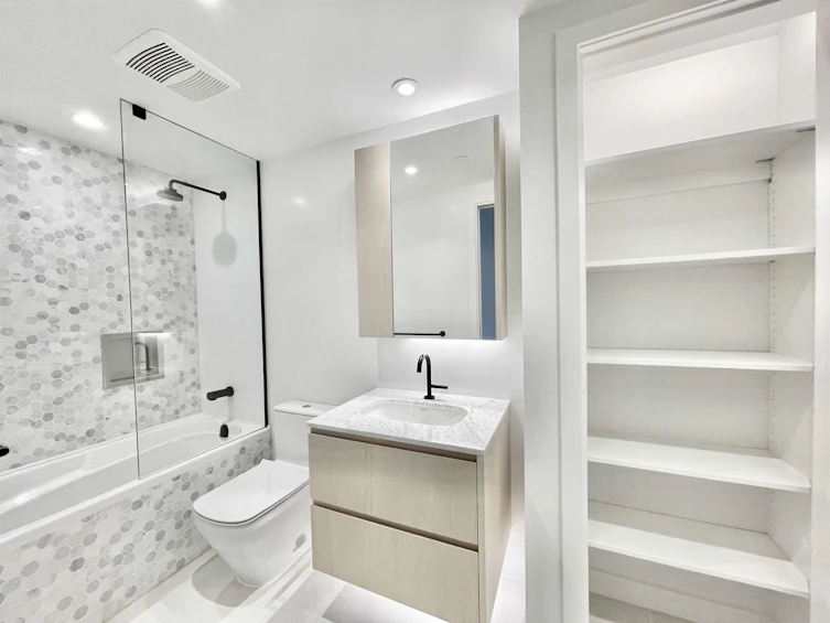601-1180 Broughton Street, Vancouver, BC, V6G 2B1 - 14