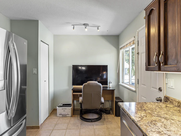 20771 44 Avenue, Langley, BC, V3A 7W3 - 12