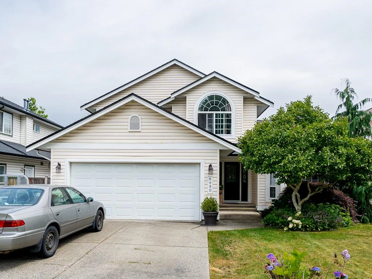 6480 188 Street, Surrey, BC, V3S 8V1 - 2