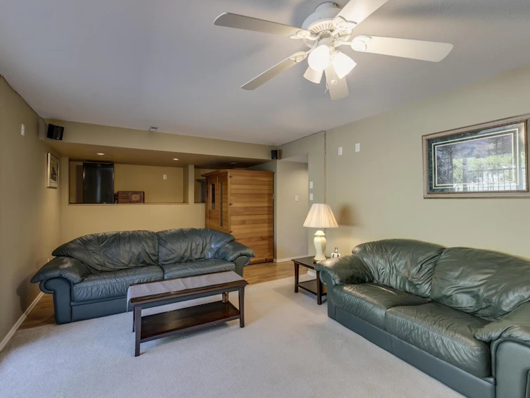 34059 Laxton Avenue, Mission, BC, V2V 6B2 - 23