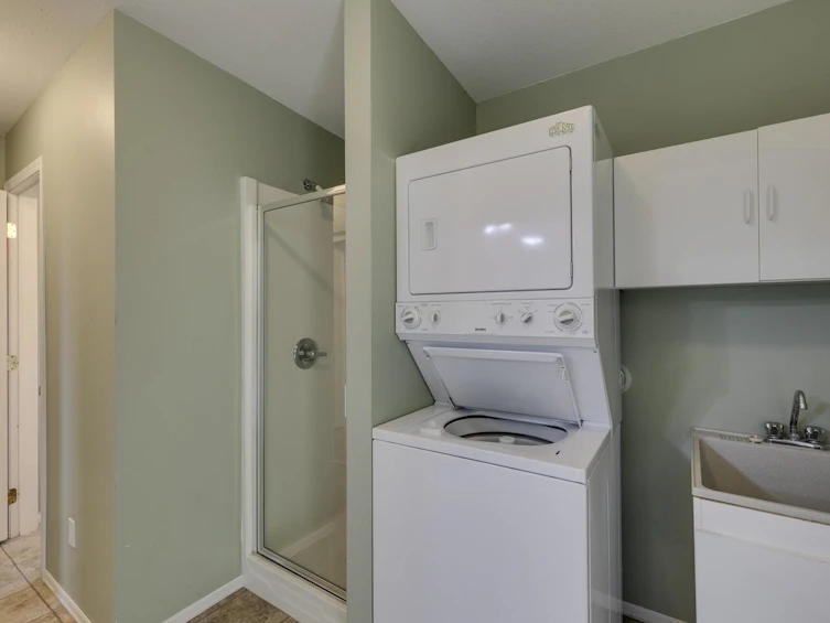 34059 Laxton Avenue, Mission, BC, V2V 6B2 - 30