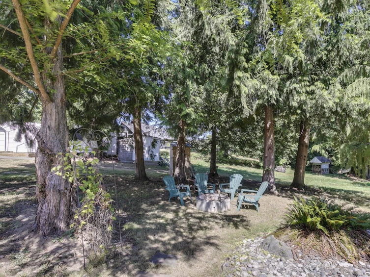 34059 Laxton Avenue, Mission, BC, V2V 6B2 - 33