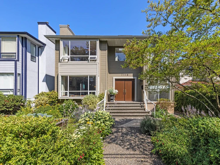 7118 Ontario Street, Vancouver, BC, V5X 3B6 - 35