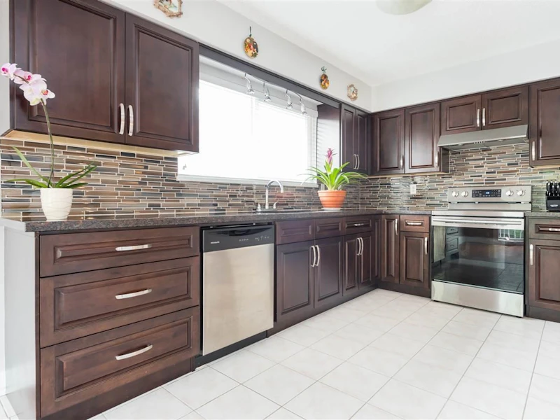 3329 Liverpool Street, Port Coquitlam BC V3B 3V7