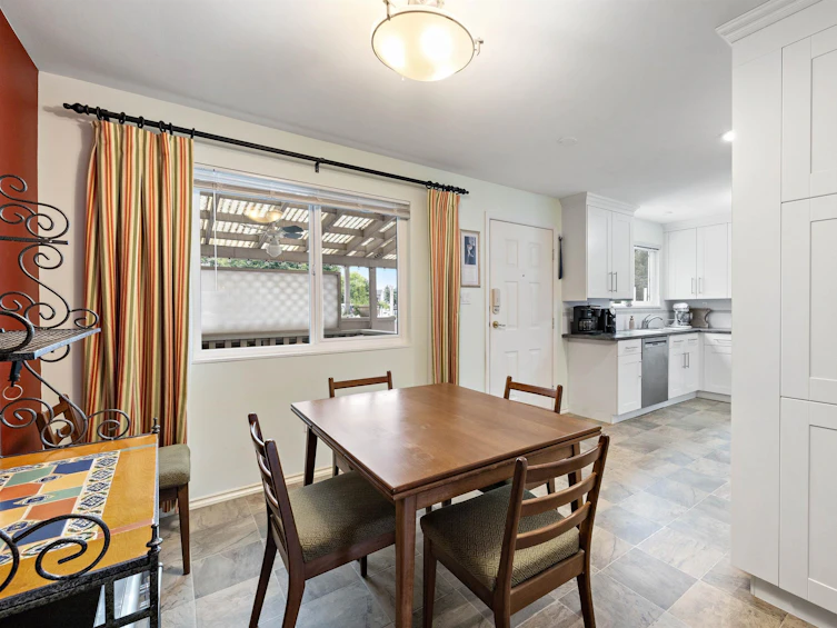 1350 Tina Way, Port Coquitlam, BC, V3C 2V3 - 12