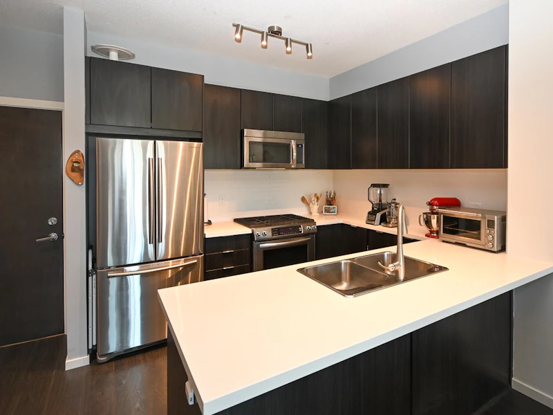 403 - 3107 Windsor Gate, Coquitlam BC