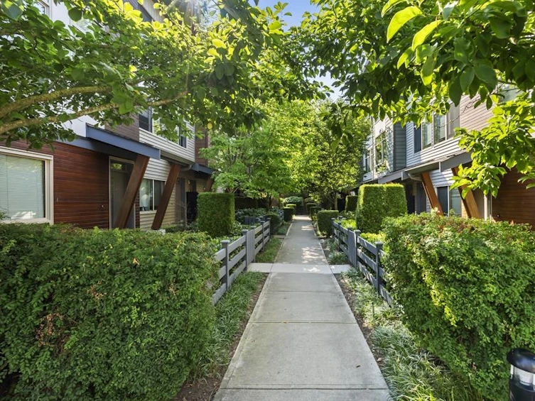 31-8473 163, Surrey, BC, V4N 6M7 - 34