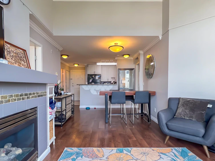 430-5700 Andrews Road, Richmond, BC, V7E 6N7 - 5
