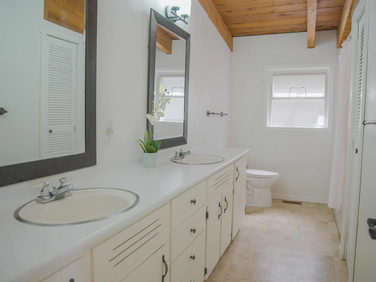 38210 Schooner Way, Pender Island, BC, V0N 2M2 - 20