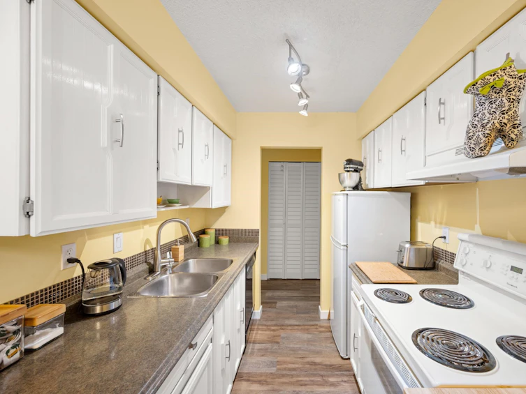 302-707 Gloucester Street, New Westminster, BC, V3M 5W1 - 14