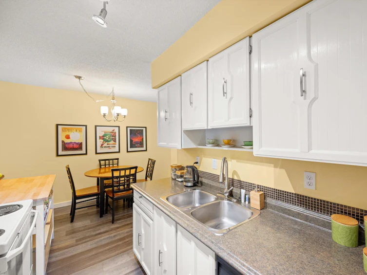 302-707 Gloucester Street, New Westminster, BC, V3M 5W1 - 15