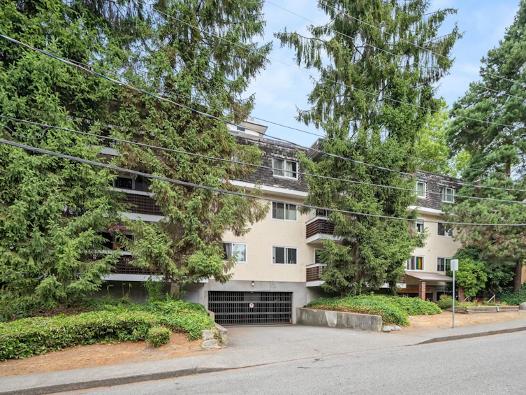 302-707 Gloucester Street, New Westminster, BC, V3M 5W1 - 3