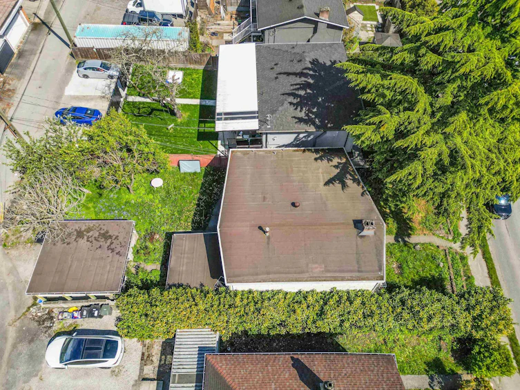 1727 Southeast Marine Drive, Vancouver, BC, V5P 2R7 - 5