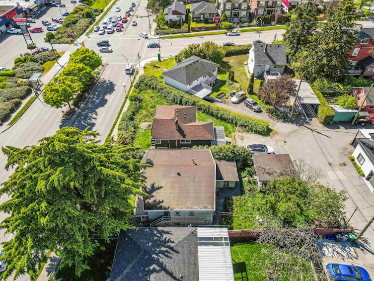 1727 Southeast Marine Drive, Vancouver, BC, V5P 2R7 - 8