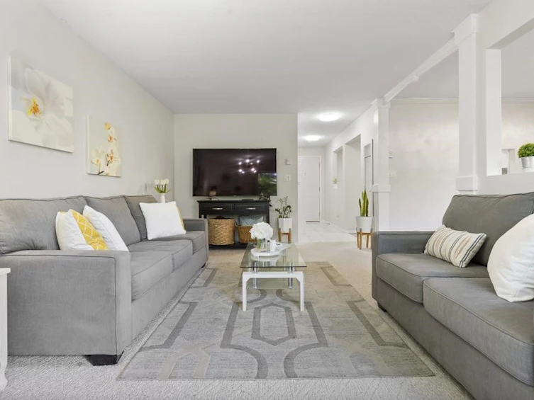 201-9940 151 Street, Surrey, BC, V3R 0V3 - 4