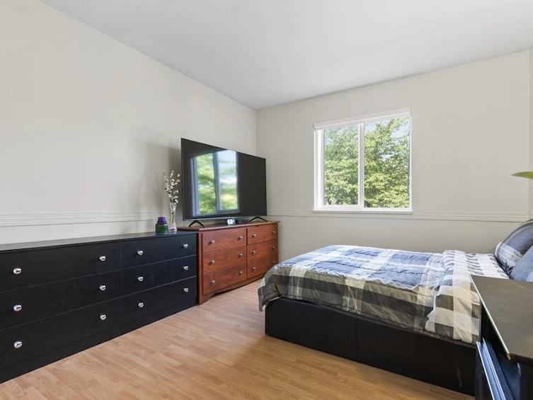 201-9940 151 Street, Surrey, BC, V3R 0V3 - 20