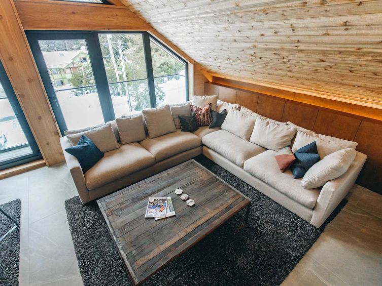 7462 Ambassador Crescent, Whistler, BC, V8E 0E4 - 10
