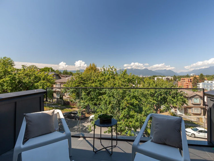 1360 East 17th Avenue, Vancouver, BC, V5V 1C8 - 17