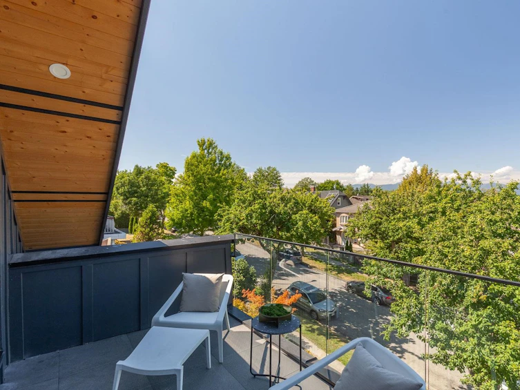 1360 East 17th Avenue, Vancouver, BC, V5V 1C8 - 19
