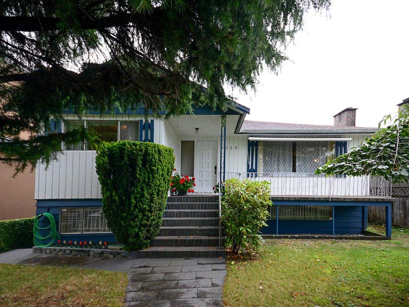 1329 E 49th Avenue, Vancouver BC V5W 2J3