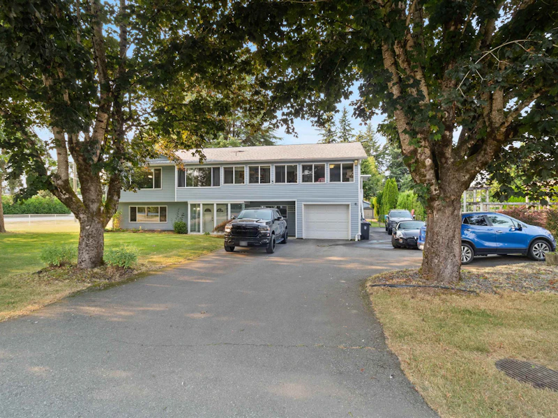 24817 57th Avenue, Langley BC V4W 1T6