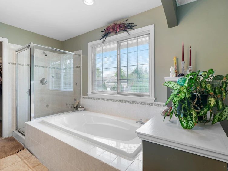 24057 Mcclure Drive, Maple Ridge, BC, V2W 1Z3 - 19