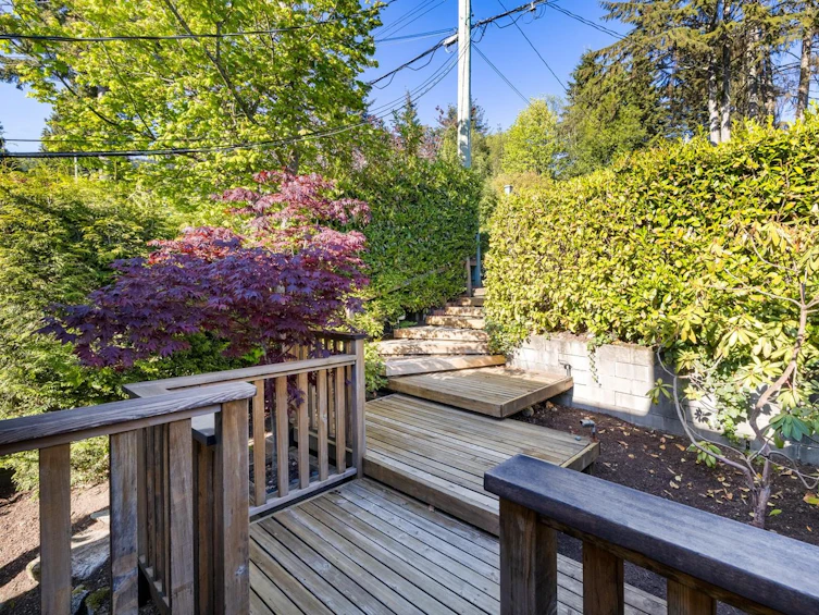 3841 Lonsdale Avenue, North Vancouver, BC, V7N 3K8 - 35