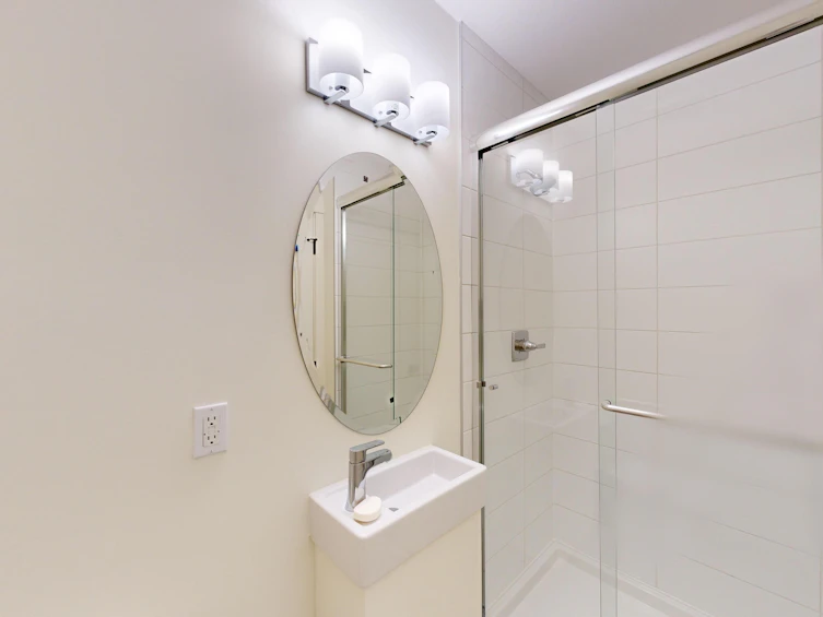 30-14057 60a, Surrey, BC, V3X 0J2 - 31