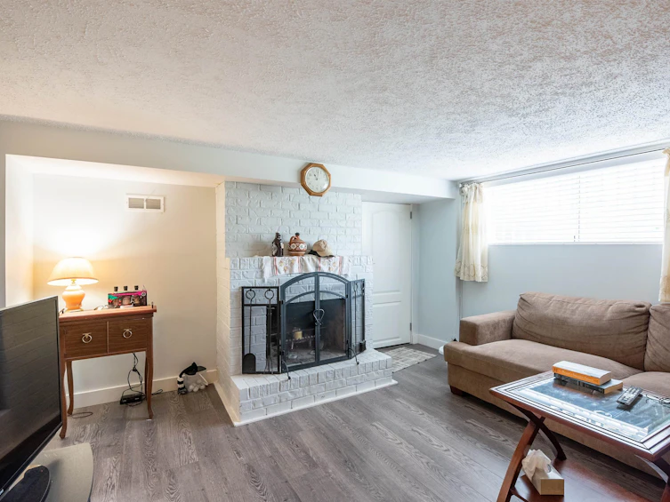 1728 Seventh Avenue, New Westminster, BC, V3M 2K8 - 30