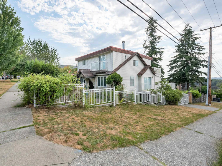 1728 Seventh Avenue, New Westminster, BC, V3M 2K8 - 38
