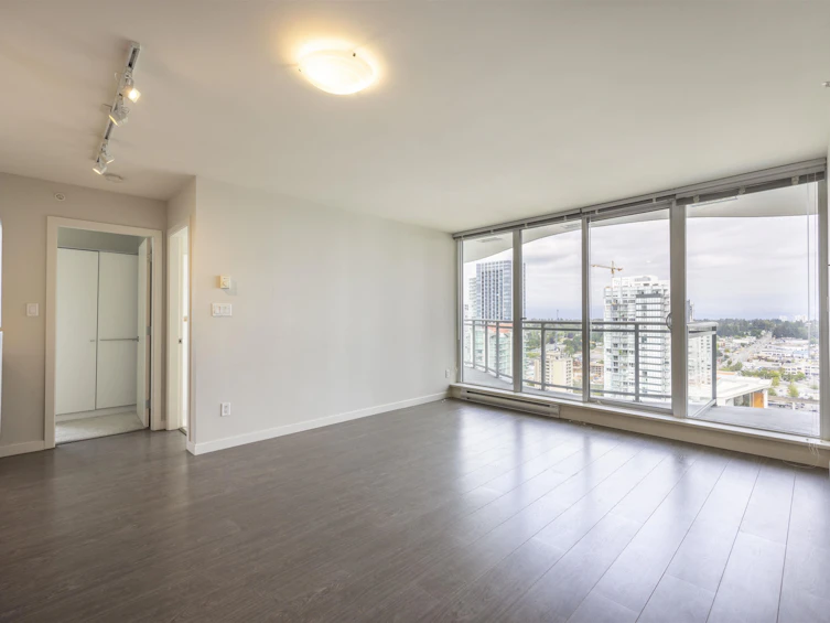 2503-13303 Central Avenue, Surrey, BC, V3T 0K6 - 6