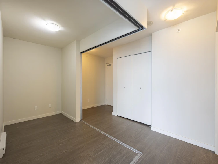 2503-13303 Central Avenue, Surrey, BC, V3T 0K6 - 8