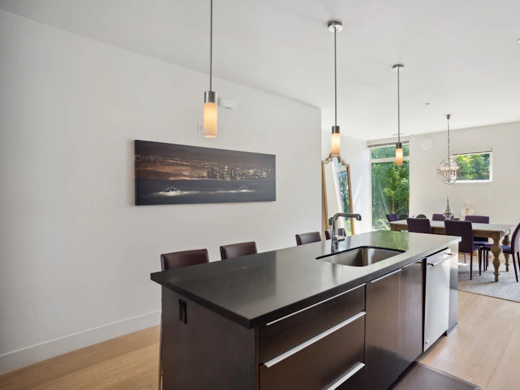 2971 Wall Street, Vancouver, BC, V5K 0A6 - 8