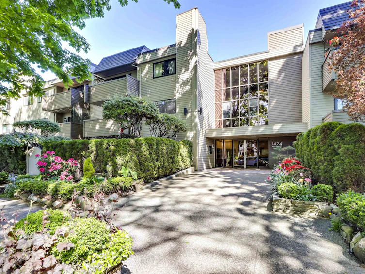 205-1424 Walnut Street, Vancouver, BC, V6J 3R3