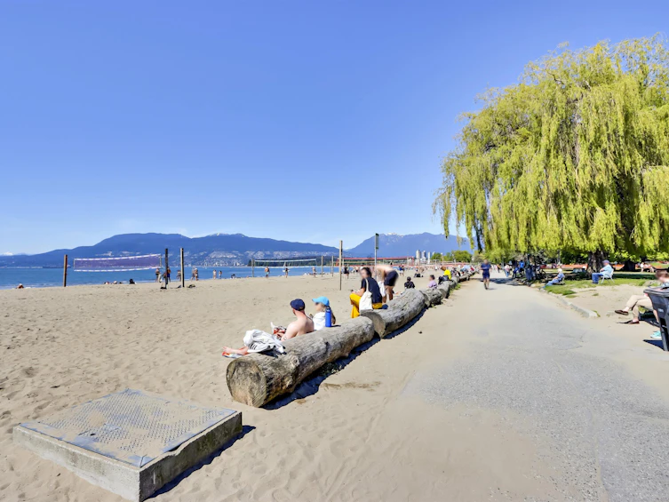205-1424 Walnut Street, Vancouver, BC, V6J 3R3 - 15