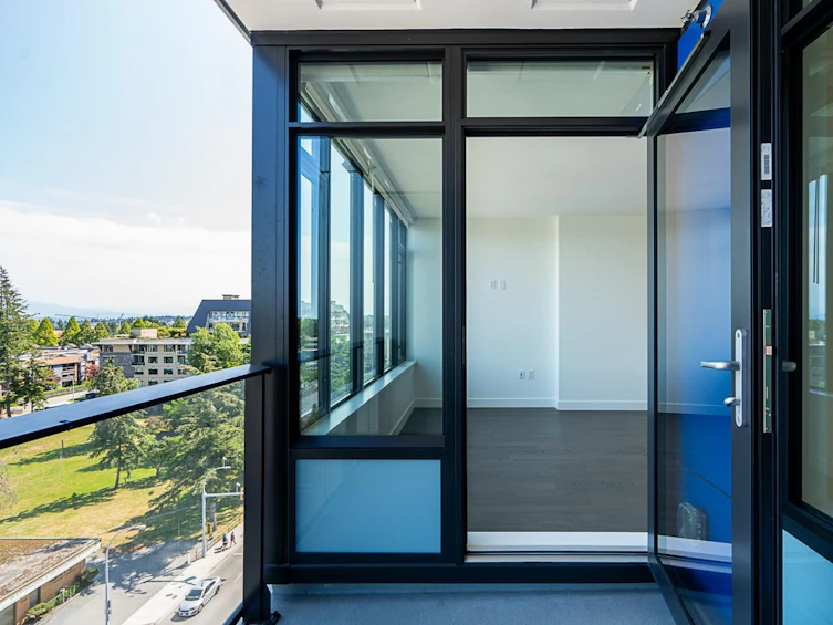 903-1588 Johnston, Surrey, BC, V4B 0C5 - 13