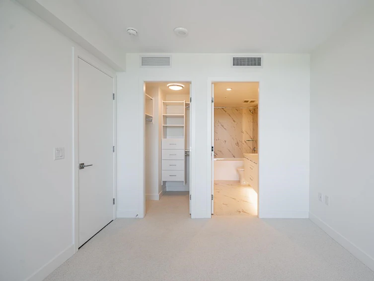 903-1588 Johnston, Surrey, BC, V4B 0C5 - 19
